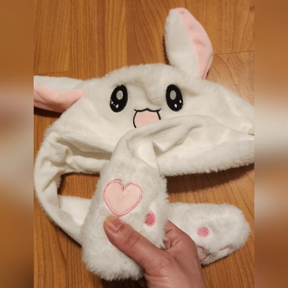 Hot Topic White Flip Flop Ears Bunny Hat || EUC